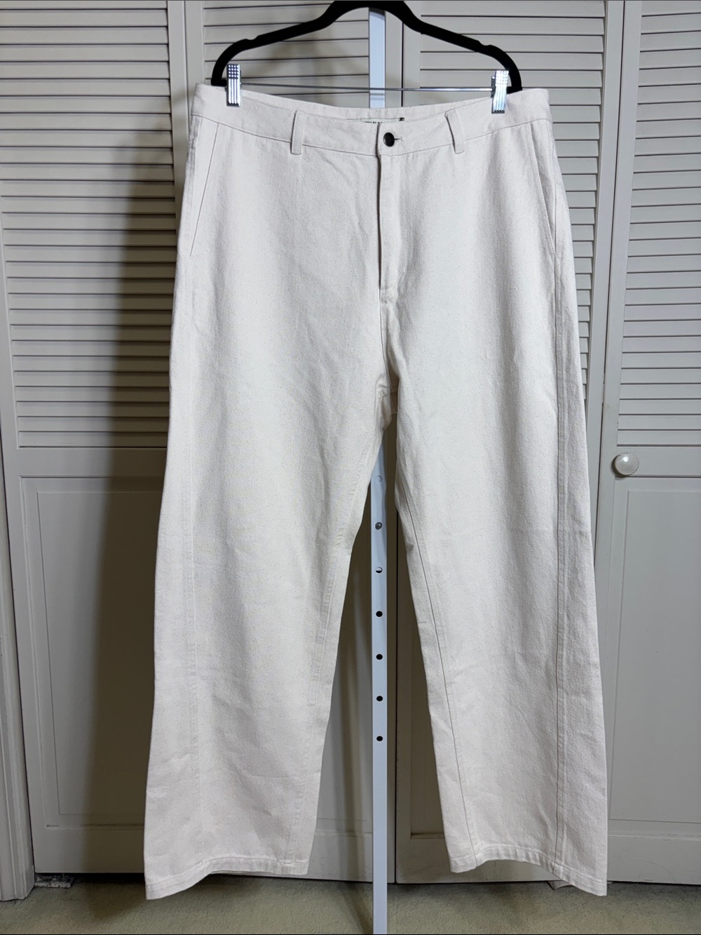 NWT SHADES OF GREY BY MICAH COHEN Twisted Seam Pant in Ecru Denim Size 38